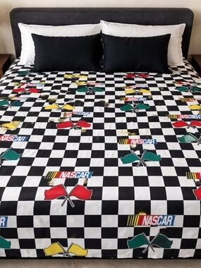 Vintage 80s NASCAR Dan Rivers Checkered Race Car Flag Full Sz Flat Sheet 83”x94”